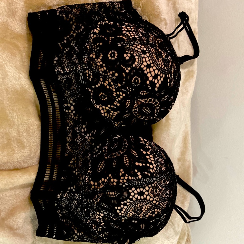 Black VS lace bustier size 32D